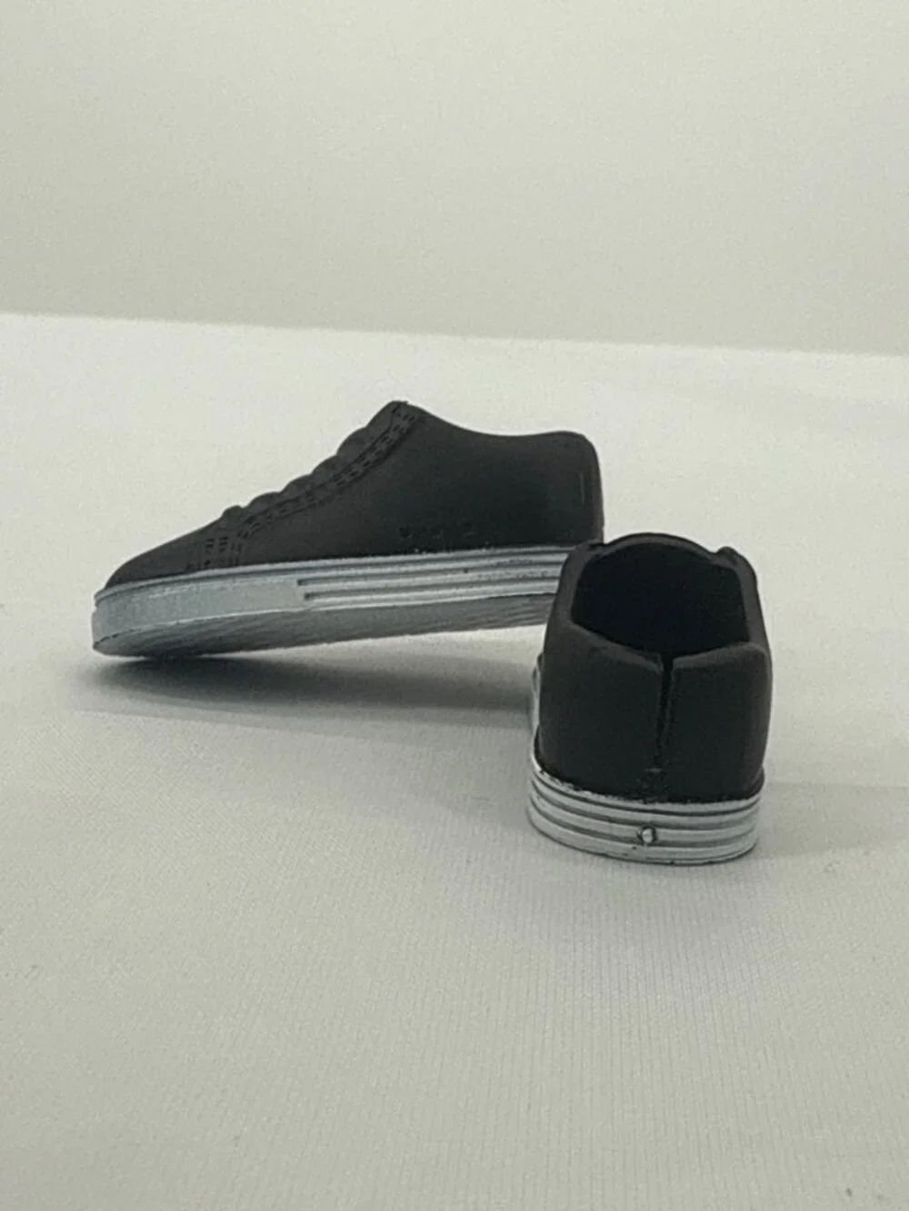 Y2K Black Miniature Doll Skate Sneakers Male Fashion Doll Shoes